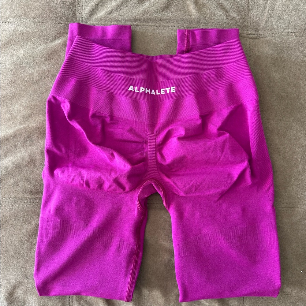 Alphalete Dark Fuchsia Pump Leggings